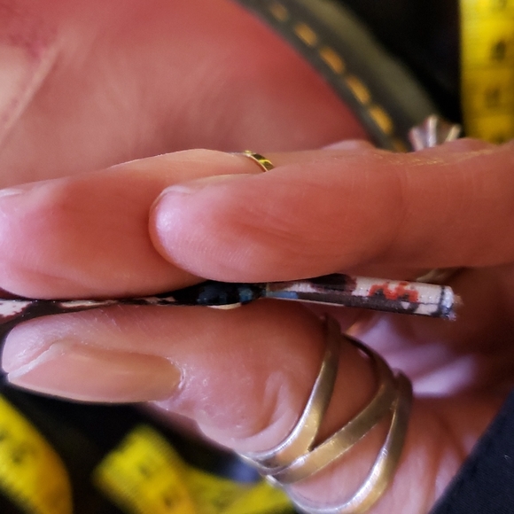 Dr Martens ribbon laces for 8-10 eyelets - Picture 9 of 9